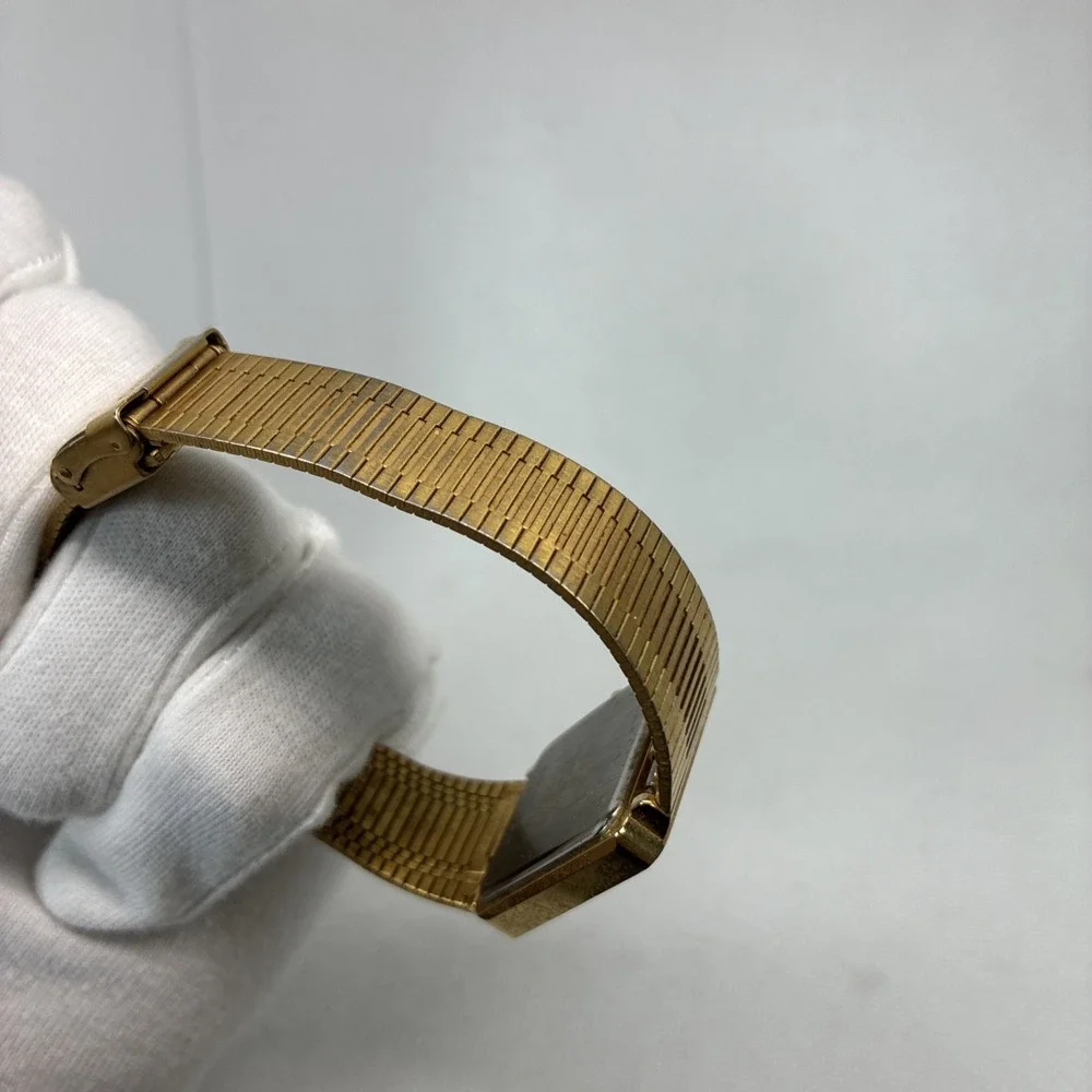 Vtg Citizen Unisex Gold Tone Smoke Grey Dial Quartz Watch T15537 - Working!